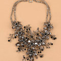 Luxury Fashion Women Exaggeration Choker Flower Crystal Bead Bib Necklace Jewelry - Gray
