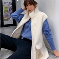Good Furry Faux Lamb Fur Vest Fashion Women Overcoat - White